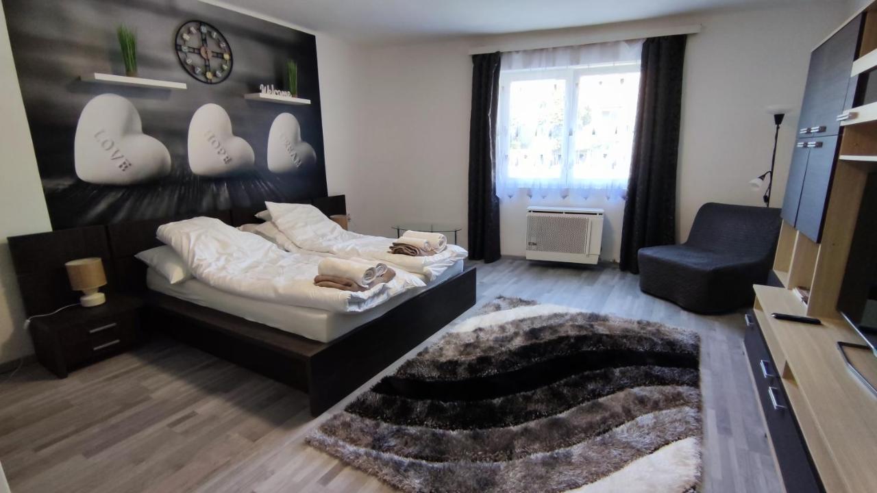 Freedom-Fehervar Apartman İstolni Belgrad Dış mekan fotoğraf
